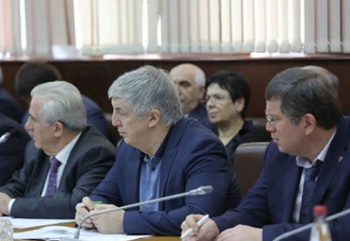 Хизри Абакаров принял участие во встрече Главы Дагестана Владимира Васильева с представителями бизнес-сообщества