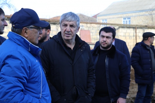 Хизри Абакаров проинспектировал ход реконструкции улиц Мусы Манарова и Параллельная 