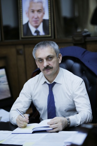 Поздравление врио главы ГО "город Дербент" Энрика Муслимова с Днем города