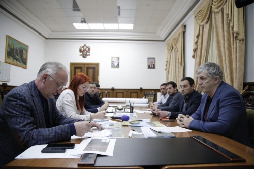 Хизри Абакаров: "Прежде чем что-то купить обратитесь в администрацию, проверьте, насколько все законно"