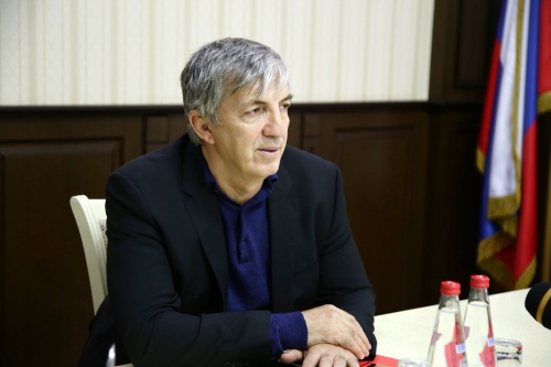 Хизри Абакаров встретился с предпринимателями города 