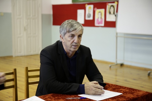 Хизри Абакаров встретился с директорами школ города