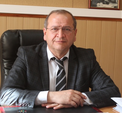 Коллективу администрации города представили нового руководителя управления культуры, спорта, молодежной политики и туризма