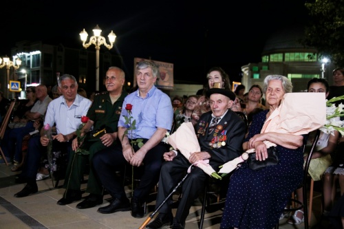 Хизри Абакаров принял участие в патриотическом мероприятии, посвященном Дню скорби