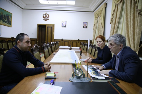 Хизри Абакаров выбрал еще одного общественного помощника 