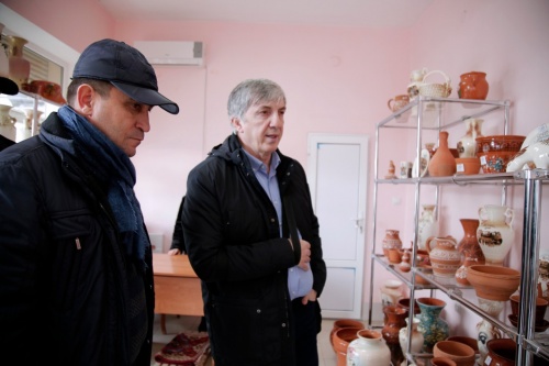 Хизри Абакаров посетил Дагестанский комбинат строительных материалов