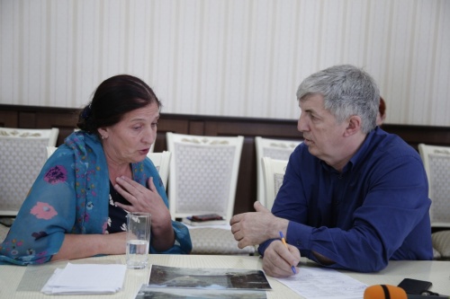 Хизри Абакаров провел прием граждан 