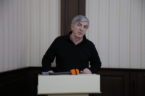 Хизри Абакаров встретился с жителями магалов 