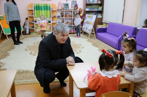 Глава города зарегистрировался по месту жительства в Дербенте