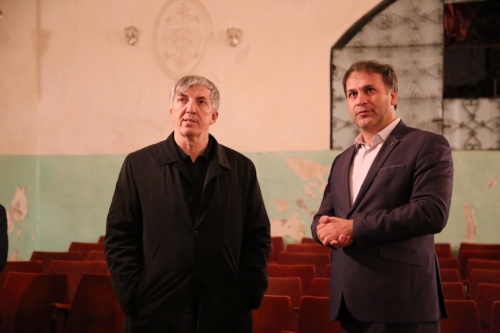 Хизри Абакаров посетил Джума-мечеть и театры
