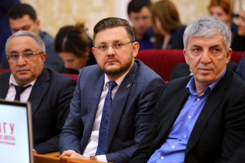 Хизри Абакаров принял участие в мероприятии, посвященном защите проектов во 2-модуле «Дагестан: возможные пути развития» 
